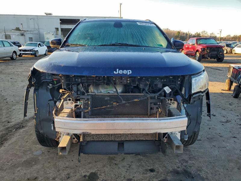 Фото 5 - JEEP COMPASS