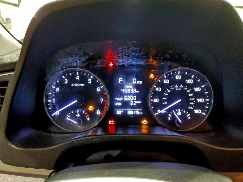 Фото 9 - HYUNDAI ELANTRA