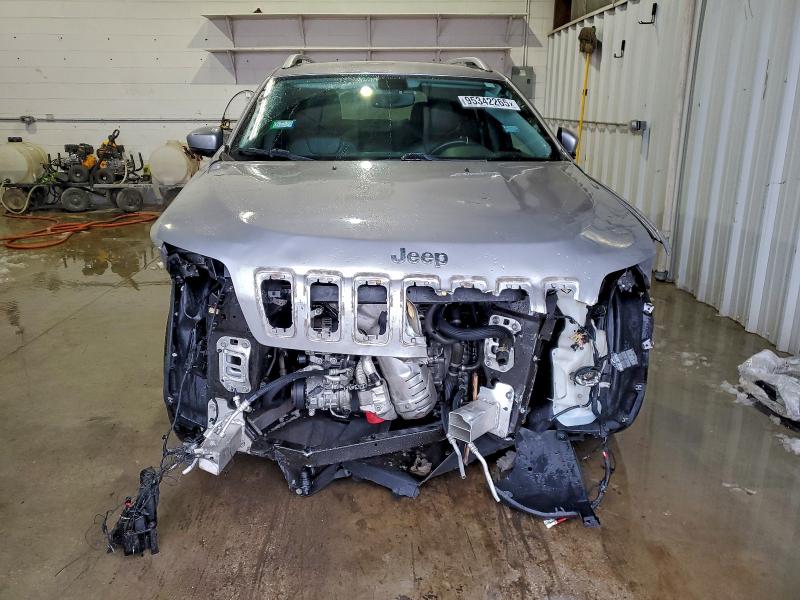 Фото 5 - JEEP GRAND CHER