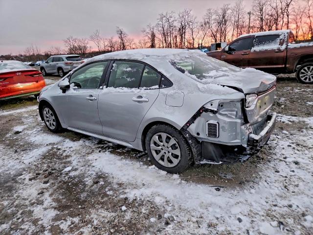 Фото 2 - TOYOTA COROLLA