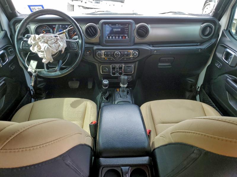 Фото 8 - JEEP GLADIATOR