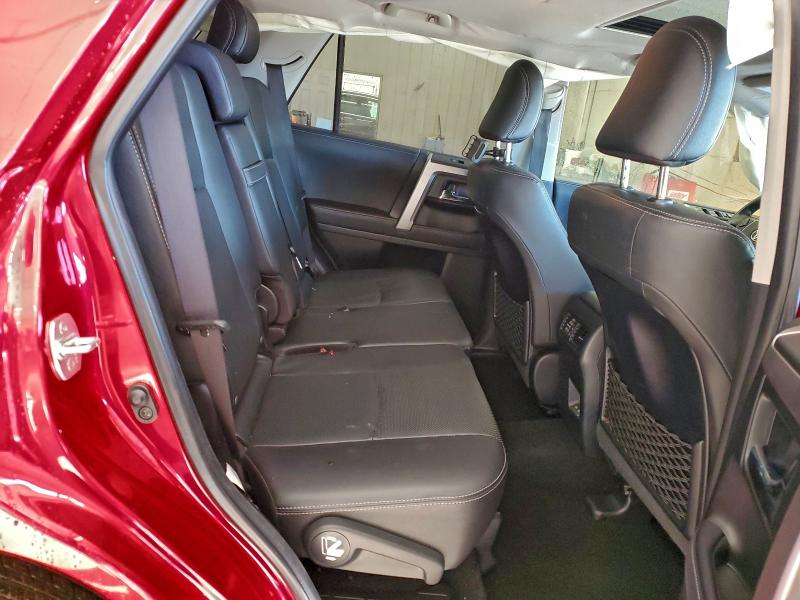 Фото 11 - TOYOTA 4RUNNER