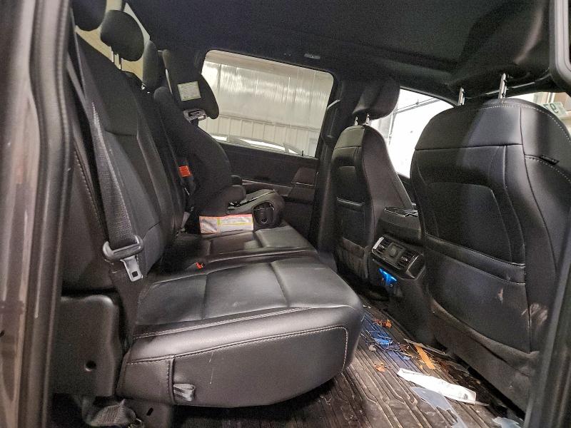 Фото 10 - FORD F-150