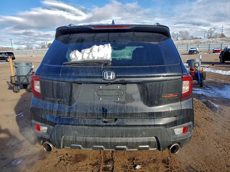 Фото 6 - HONDA PASSPORT