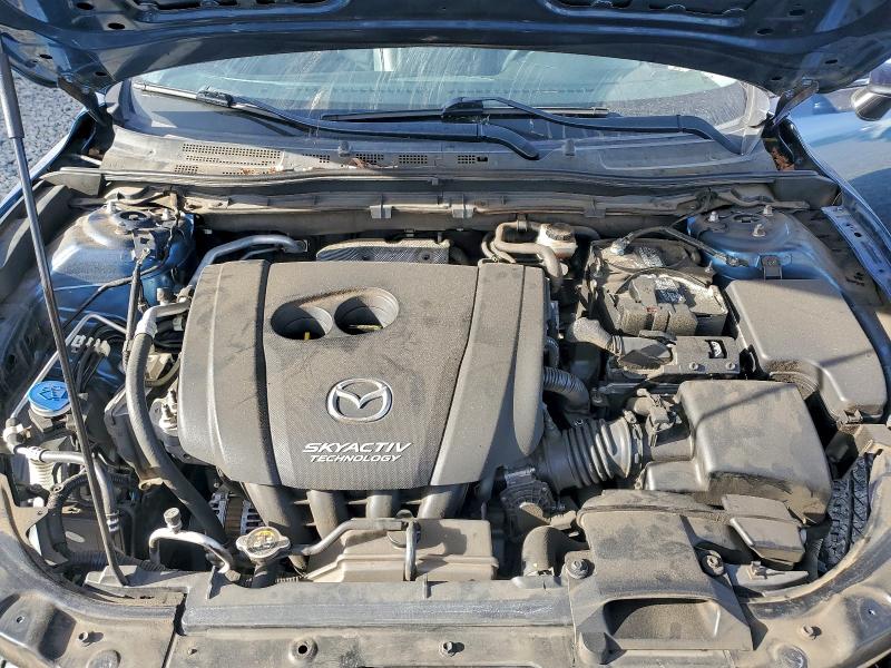 Фото 12 - MAZDA 3