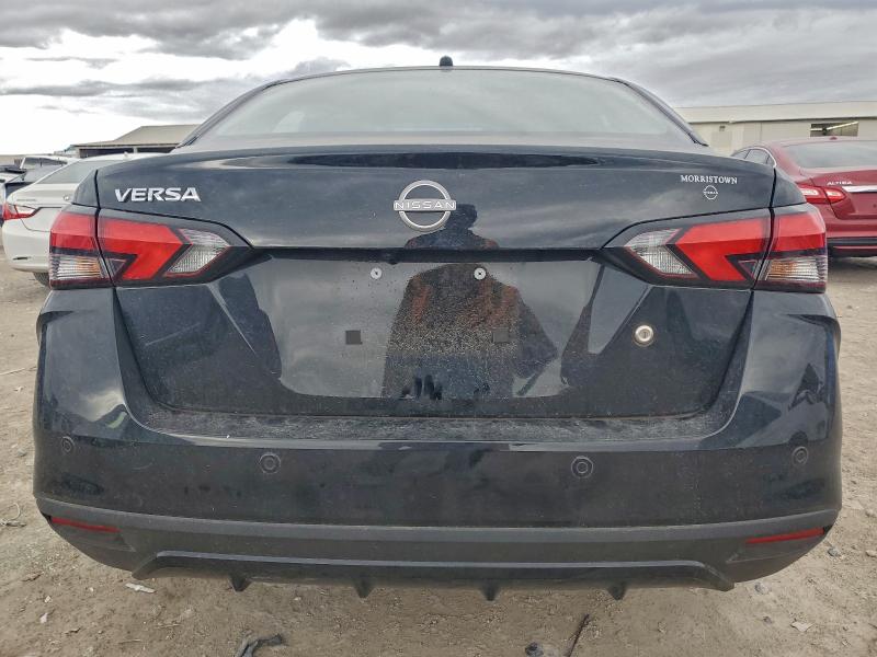 Фото 6 - NISSAN VERSA