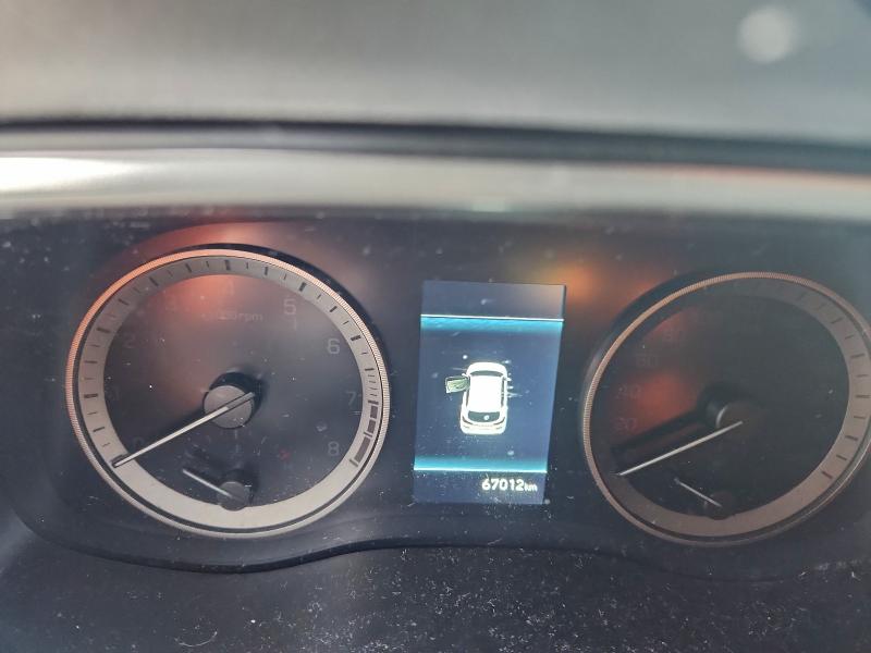 Фото 9 - HYUNDAI TUCSON