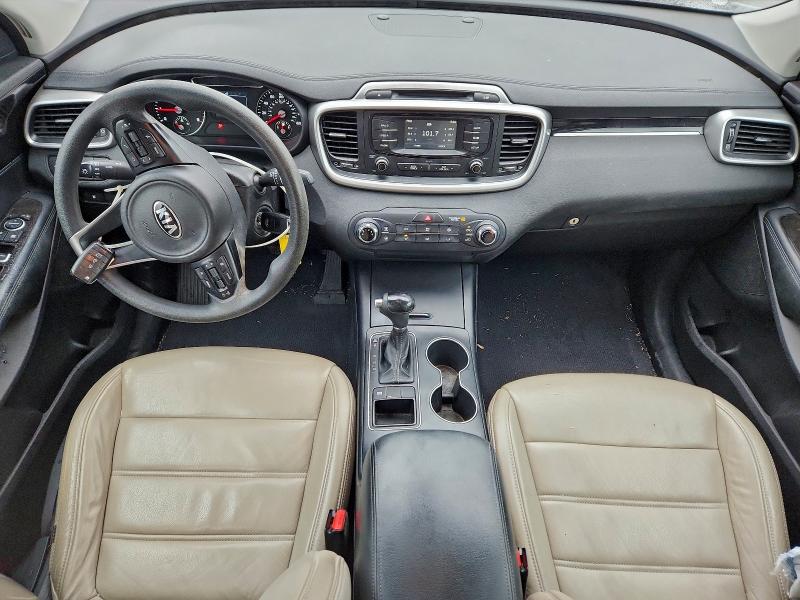 Фото 8 - KIA SORENTO