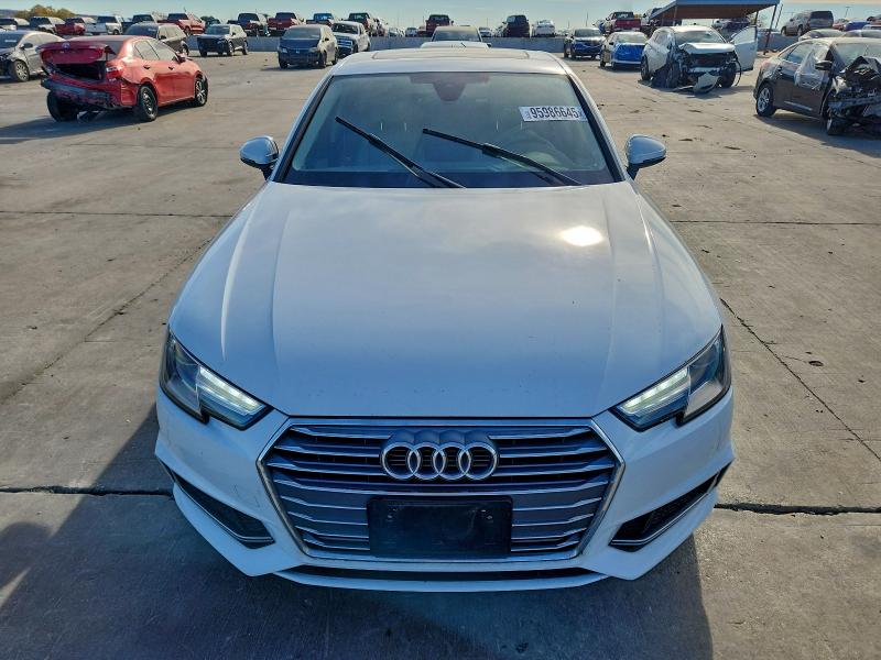 Фото 5 - AUDI A4