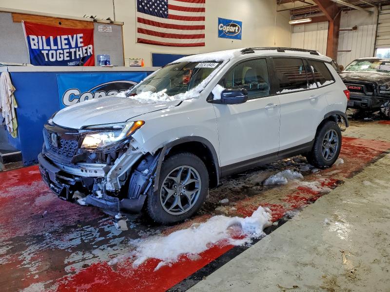 Фото 1 - HONDA PASSPORT