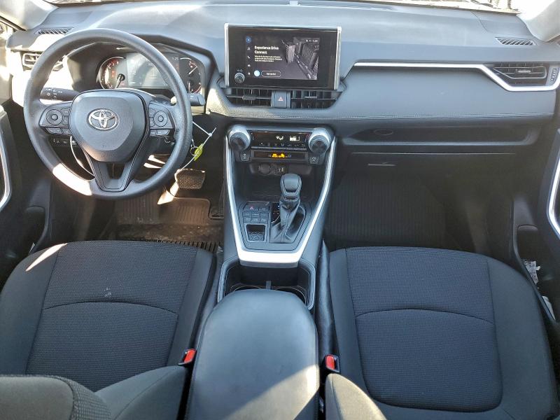 Фото 8 - TOYOTA RAV4