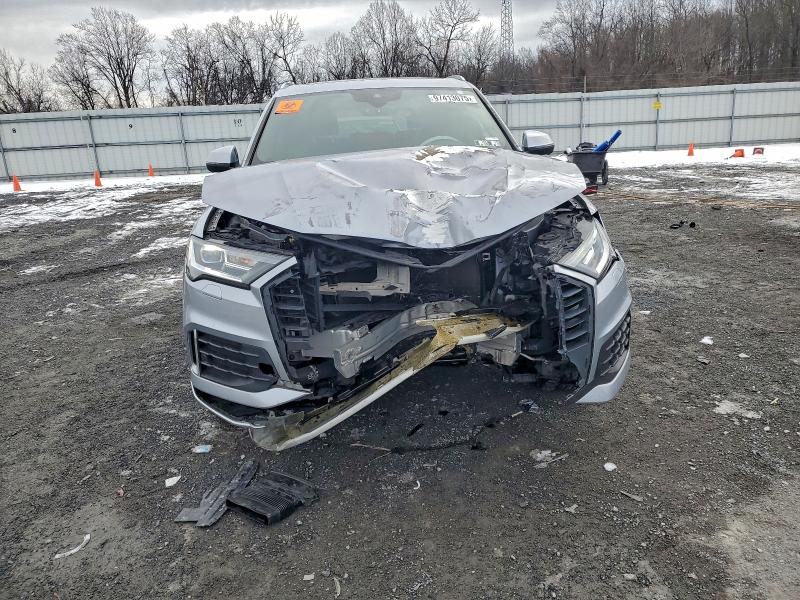 Фото 5 - AUDI Q7