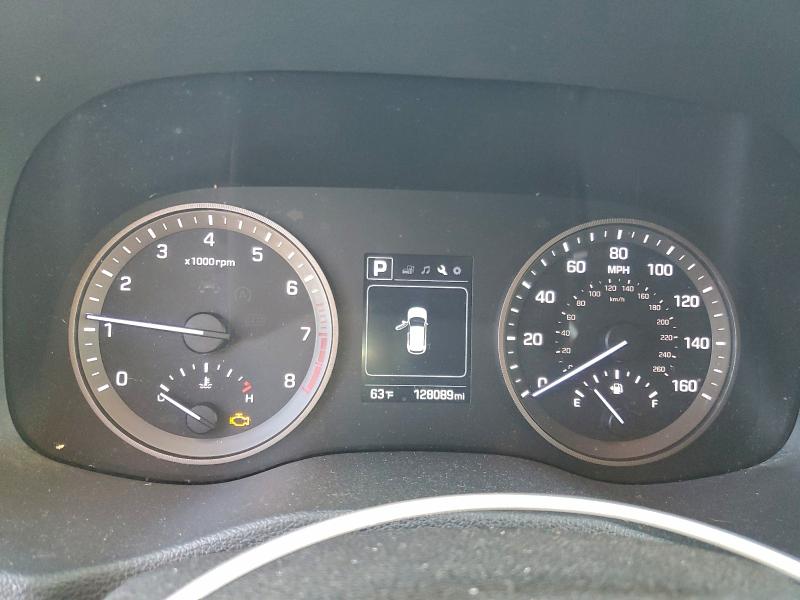 Фото 9 - HYUNDAI TUCSON