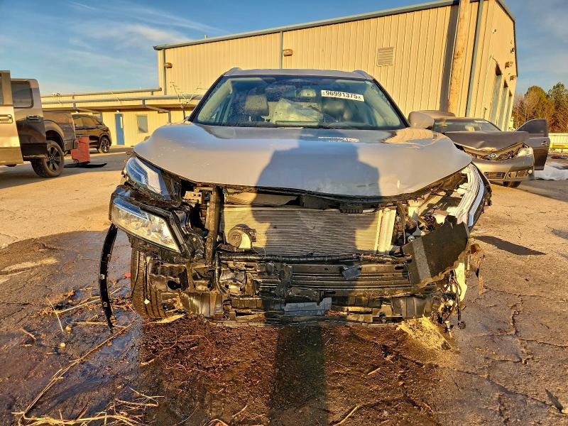 Фото 5 - NISSAN ROGUE