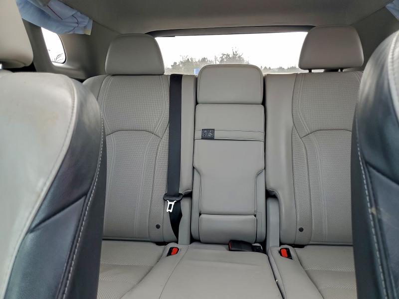 Фото 10 - LEXUS RX350