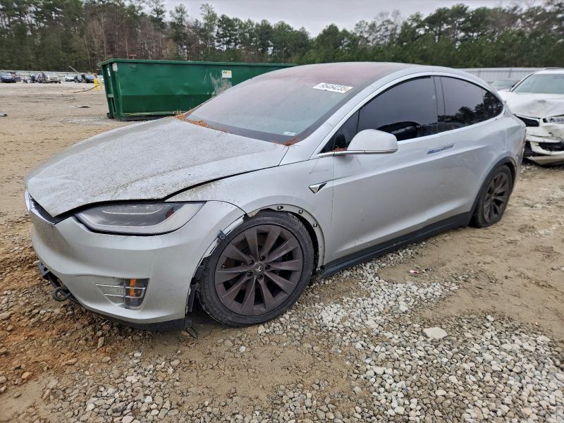 Фото 1 - TESLA MODEL X