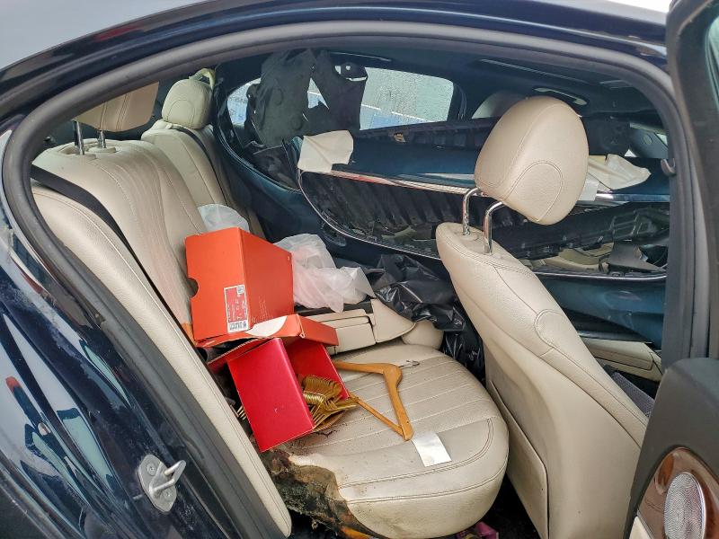 Фото 10 - MERCEDES-BENZ E-CLASS