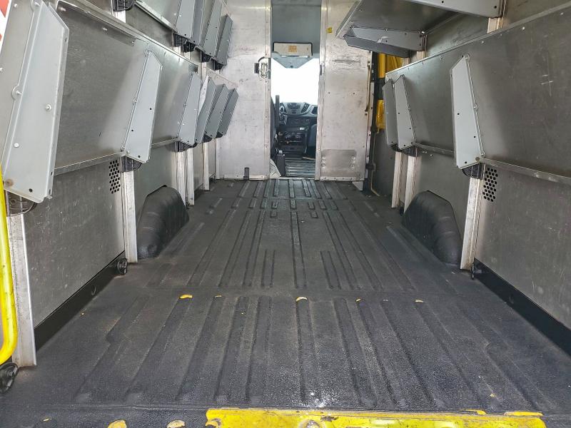 Фото 10 - FORD TRANSIT