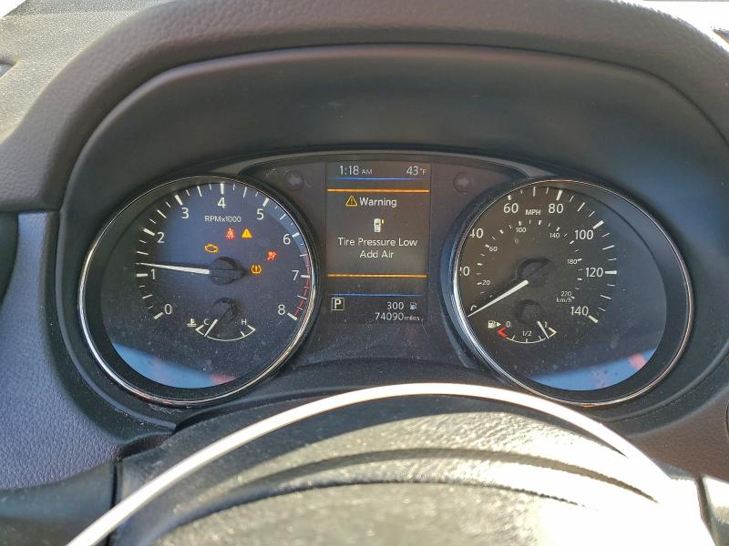 Фото 9 - NISSAN ROGUE