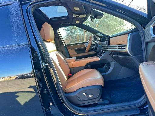 Фото 5 - HYUNDAI SANTA FE