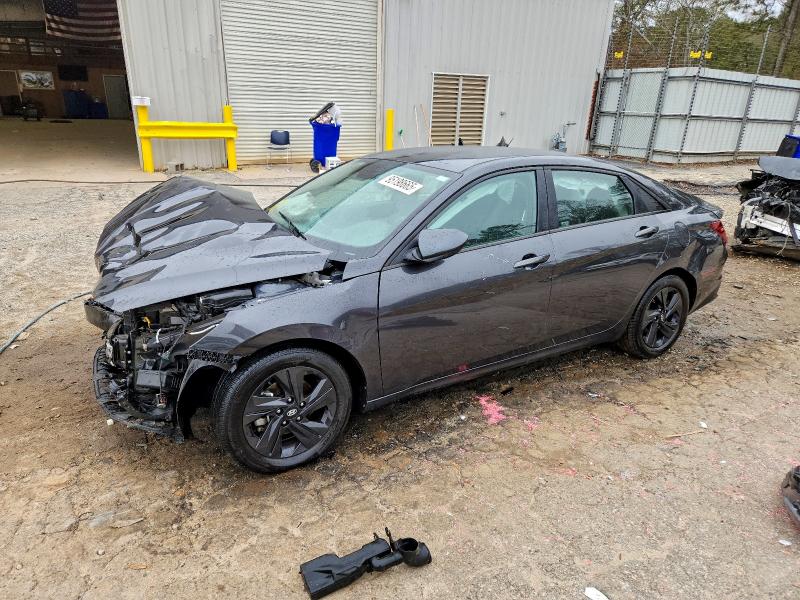 Фото 1 - HYUNDAI ELANTRA
