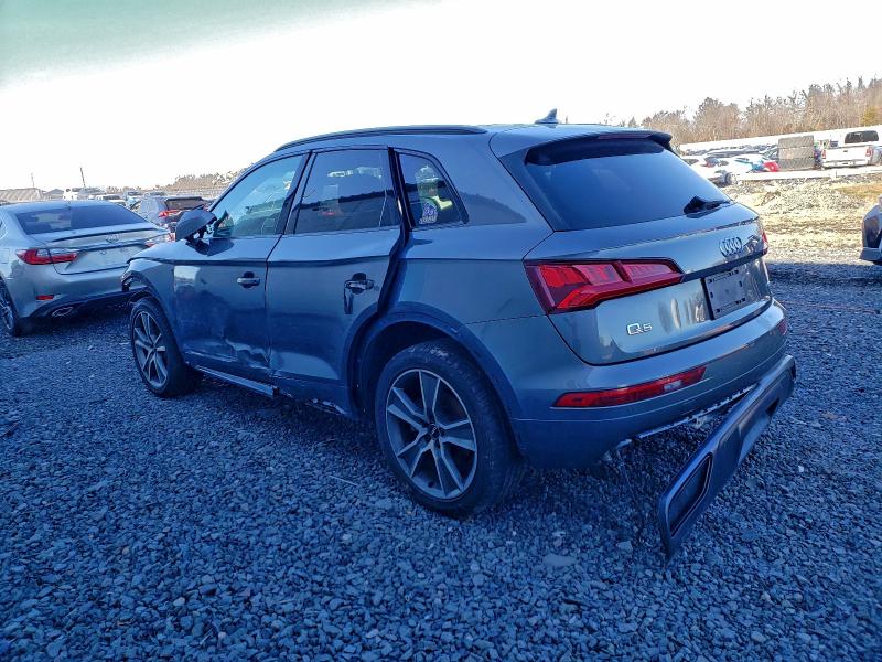 Фото 2 - AUDI Q5
