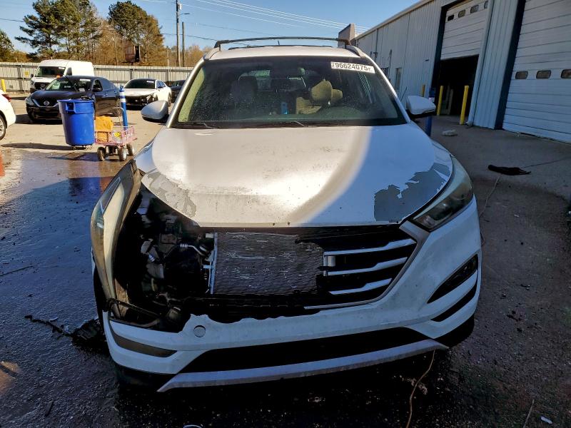 Фото 5 - HYUNDAI TUCSON