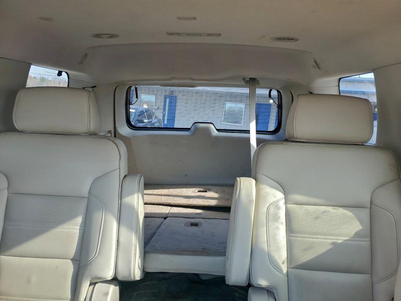 Фото 10 - GMC YUKON