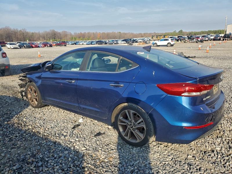 Фото 2 - HYUNDAI ELANTRA