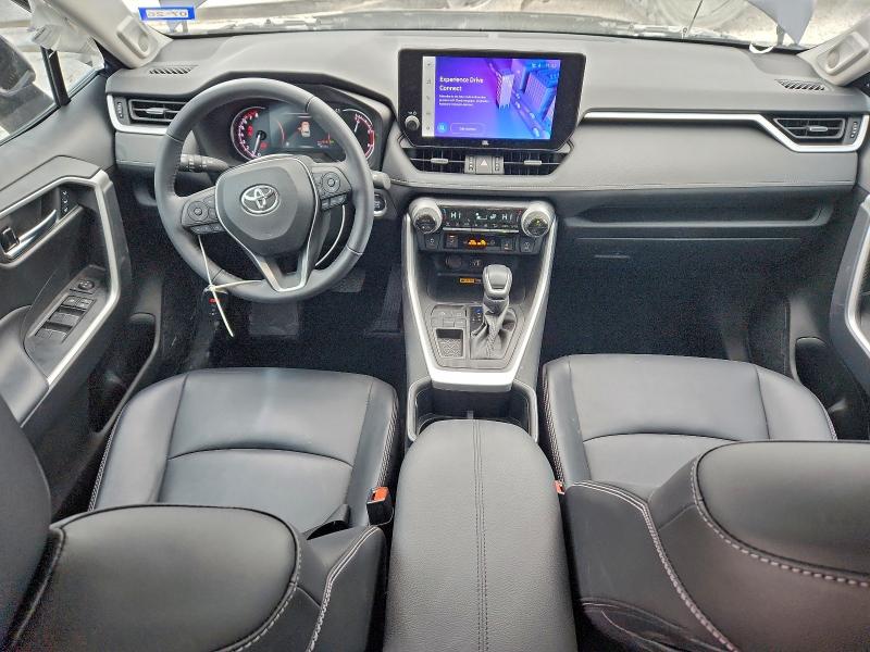 Фото 8 - TOYOTA RAV4