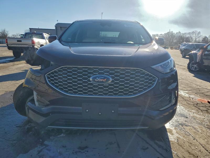 Фото 5 - FORD EDGE