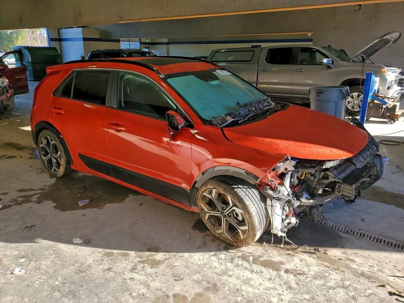 Фото 4 - KIA NIRO