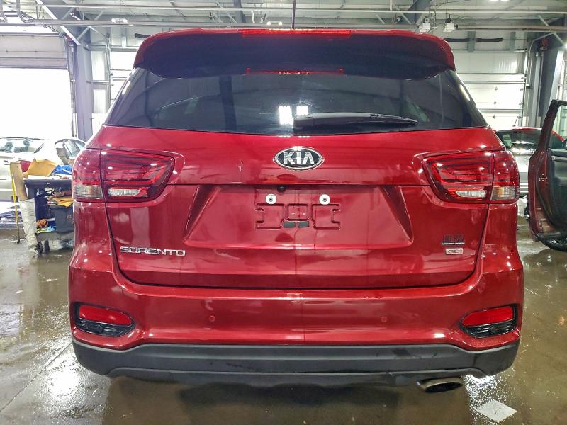 Фото 6 - KIA SORENTO