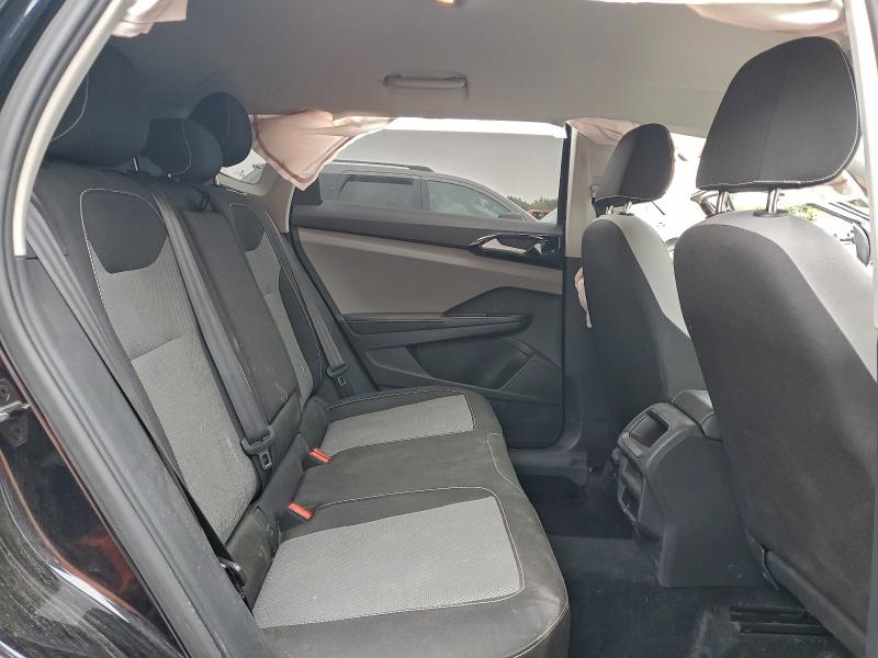 Фото 10 - VOLKSWAGEN TAOS S