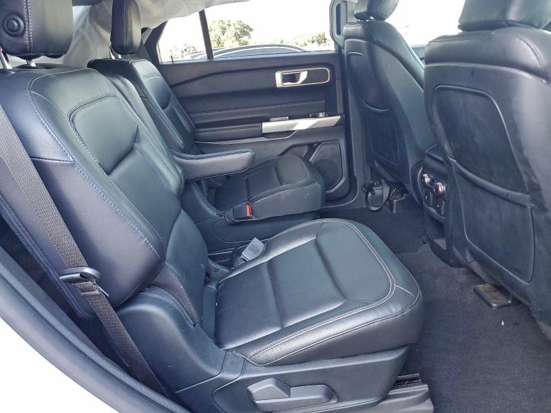 Фото 11 - FORD EXPLORER