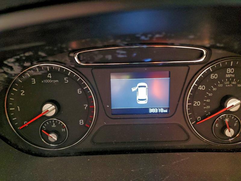 Фото 9 - KIA SORENTO