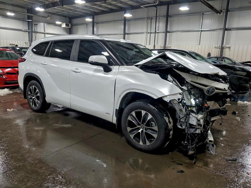 Фото 4 - TOYOTA HIGHLANDER