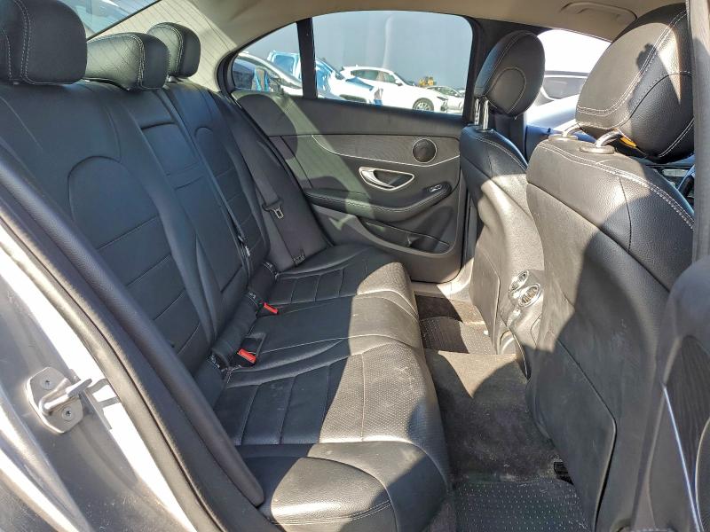 Фото 10 - MERCEDES-BENZ C-CLASS