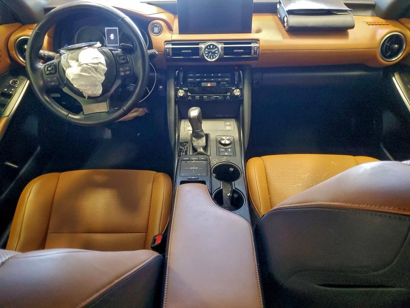 Фото 8 - LEXUS IS