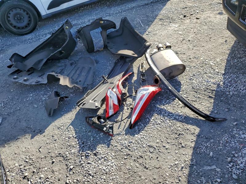 Фото 12 - TOYOTA CAMRY