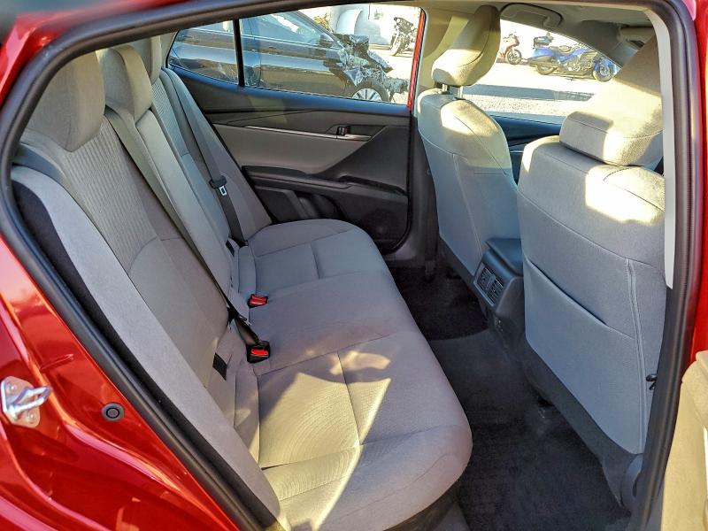 Фото 10 - TOYOTA CAMRY