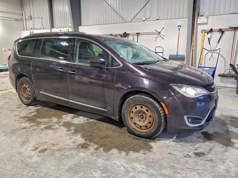 Фото 4 - CHRYSLER PACIFICA