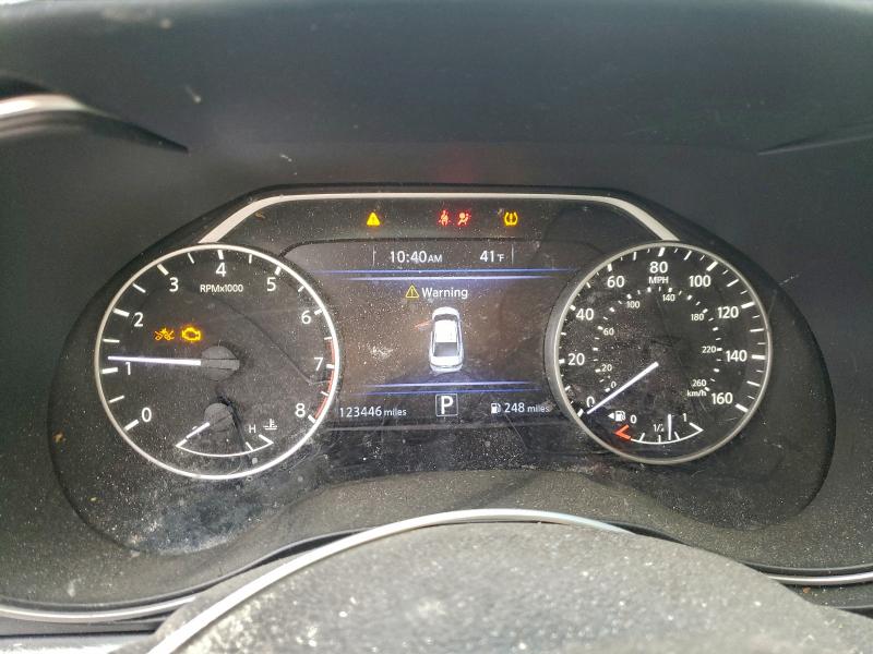 Фото 9 - NISSAN MAXIMA