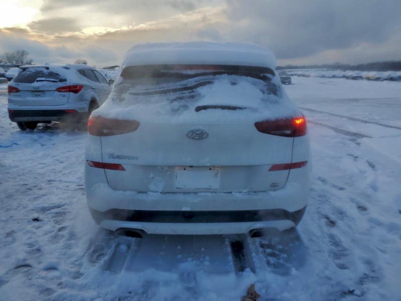 Фото 6 - HYUNDAI TUCSON