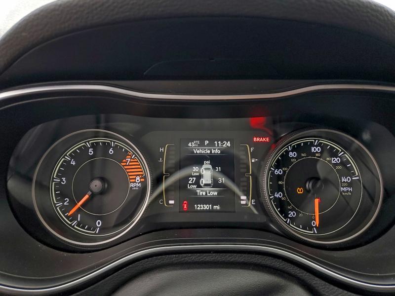 Фото 9 - JEEP GRAND CHER