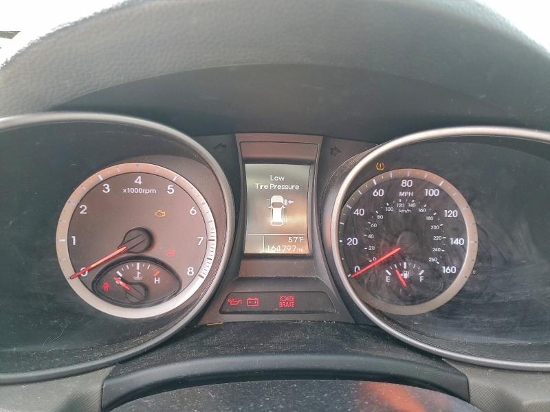 Фото 9 - HYUNDAI SANTA FE