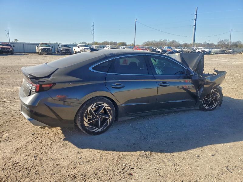 Фото 3 - HYUNDAI SONATA