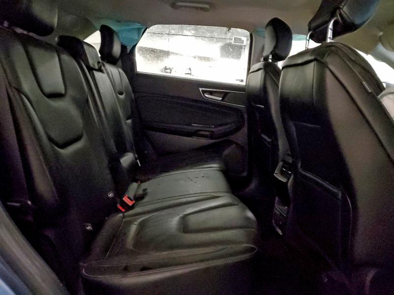 Фото 11 - FORD EDGE