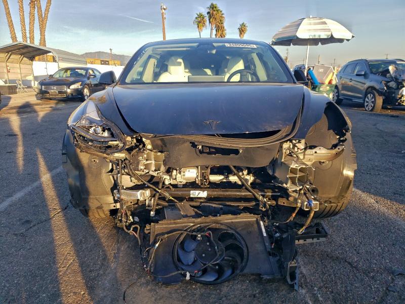 Фото 5 - TESLA MODEL 3