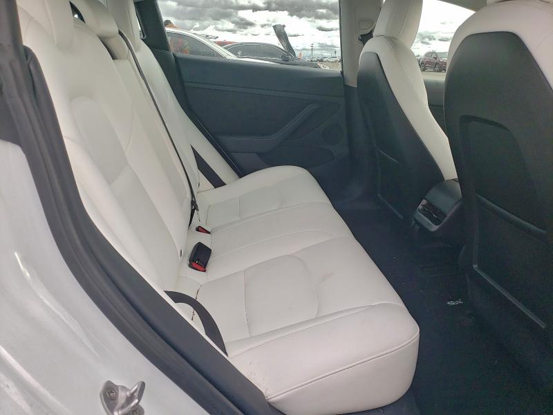 Фото 10 - TESLA MODEL 3